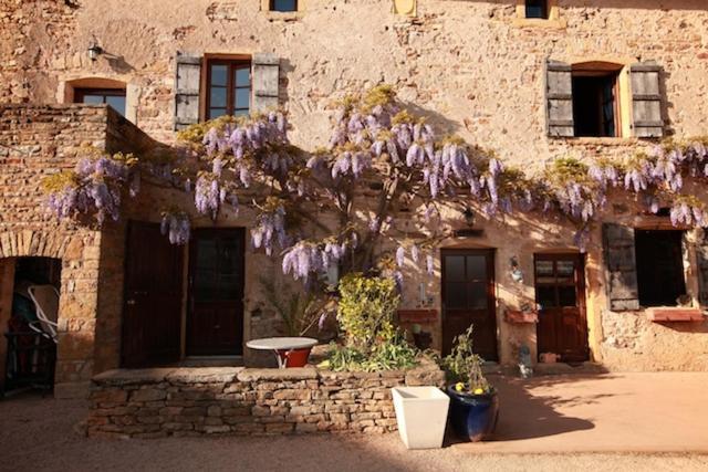 Domaine De La Saule Bed & Breakfast Jalogny Екстериор снимка